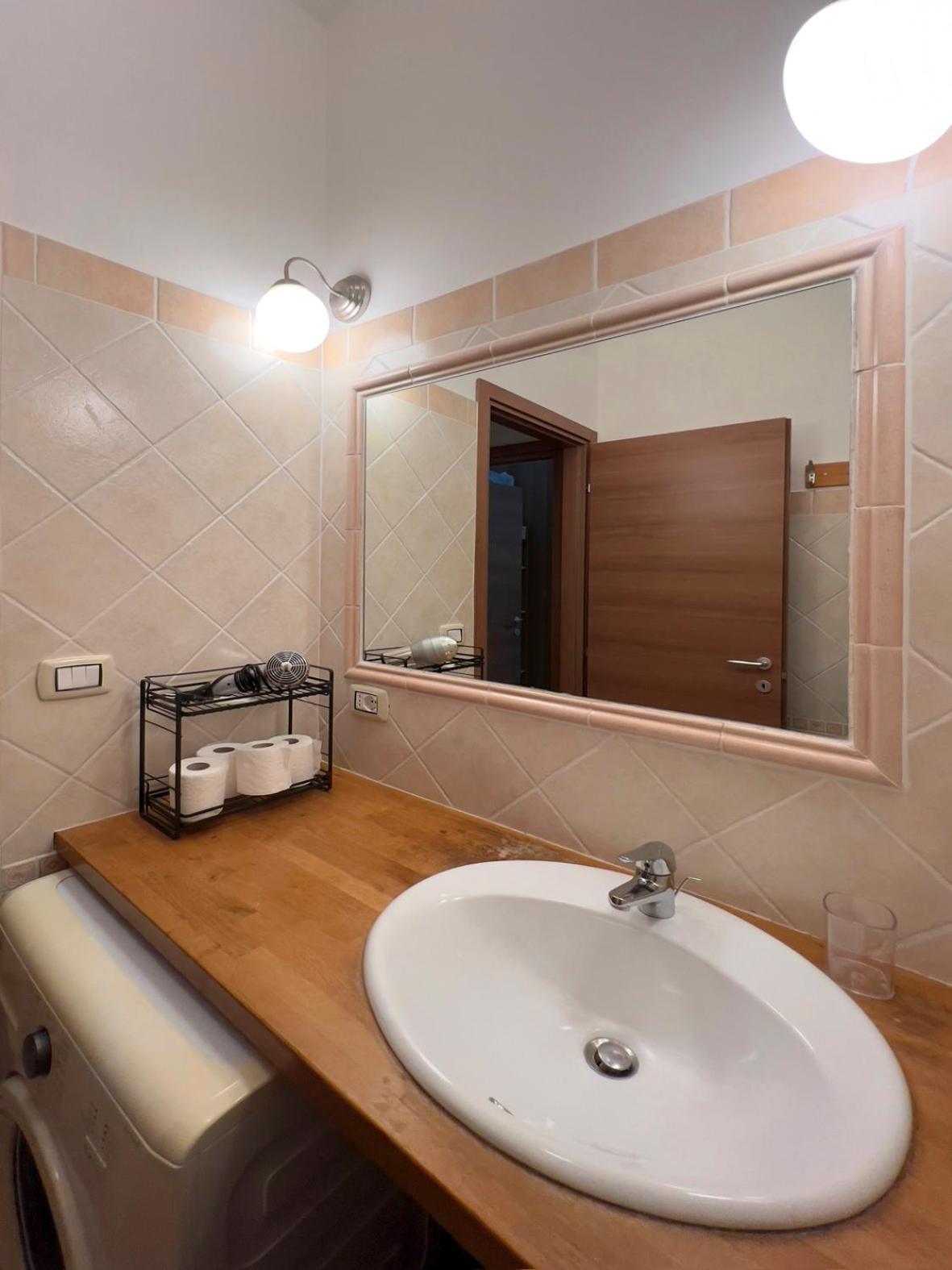 Spacious Apartment Near St Peter'S Church Rome Luaran gambar